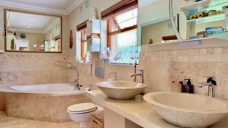 5 Bedroom Property for Sale in Valmary Park Western Cape